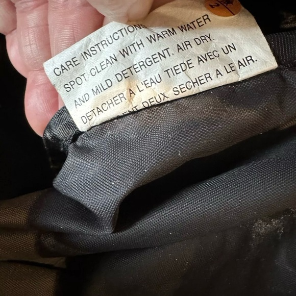 Vintage Eddie Bauer Canvas Leather Duffle Weekender Bag Duffel Gym Pack Carry On - Picture 8 of 12